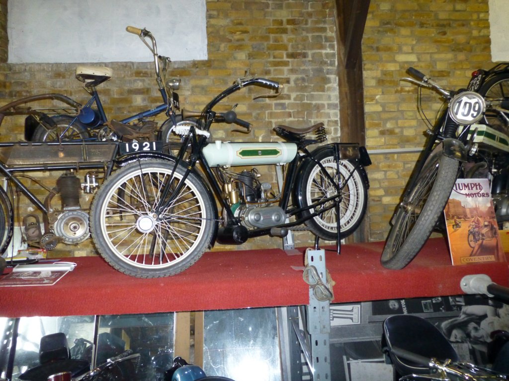 londonmotorcyclemuseumtriumph4.jpg