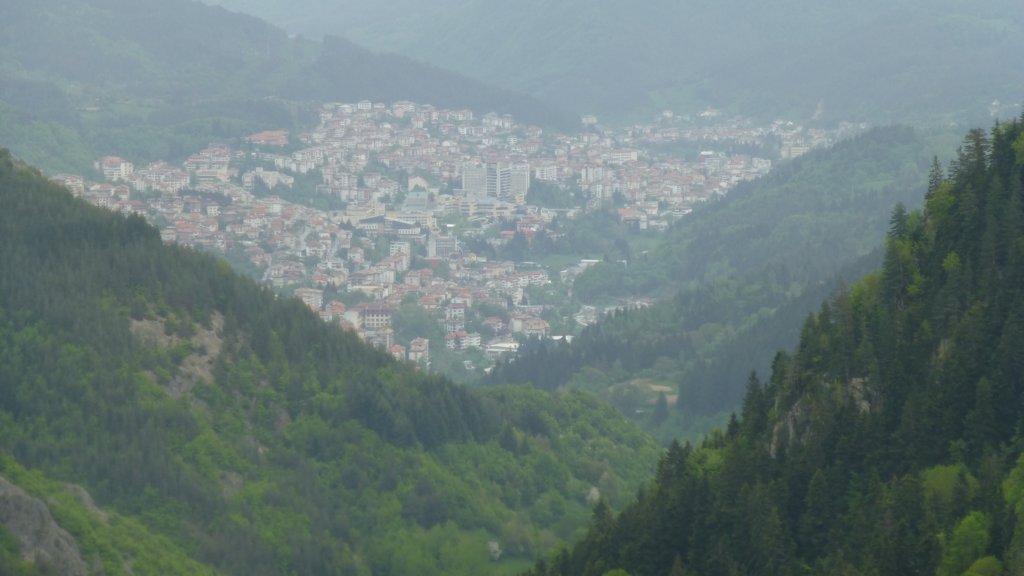 http://www.tonyco.net/pictures/Canyon_Waterfalls_Smolyan_16_05_2015/photo114.jpg