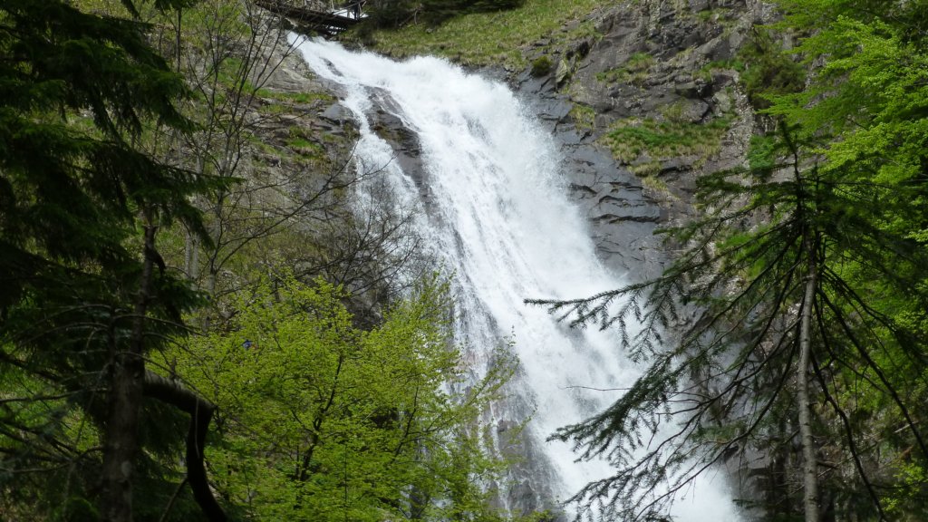 http://www.tonyco.net/pictures/Canyon_Waterfalls_Smolyan_16_05_2015/photo78.jpg