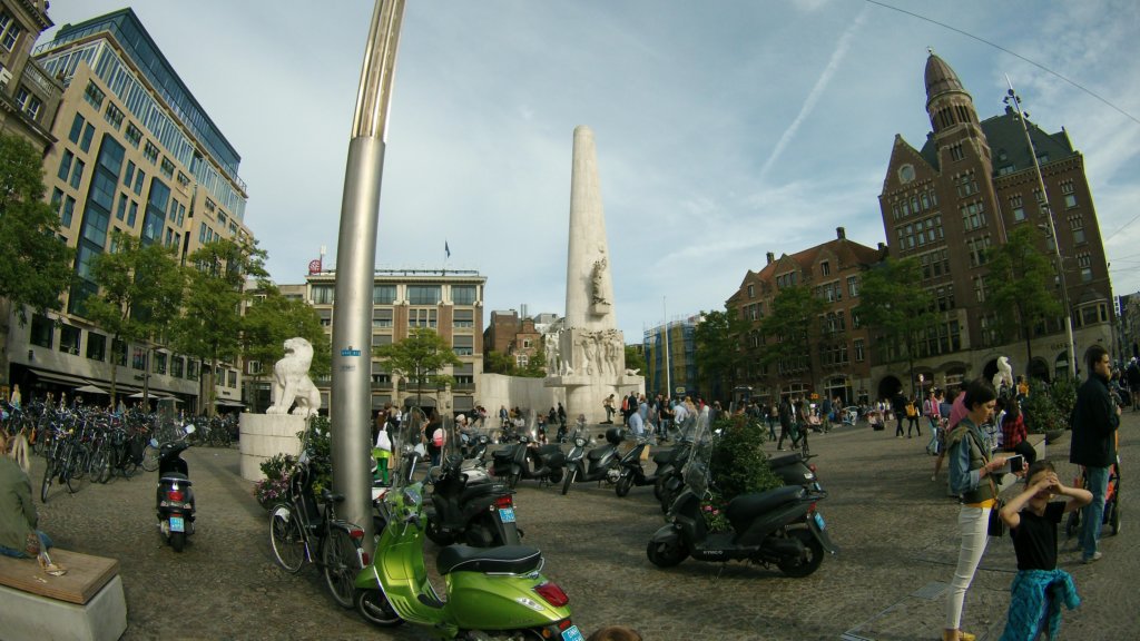 http://www.tonyco.net/pictures/Euro_Trip_2018/Amsterdam/photo49.jpg