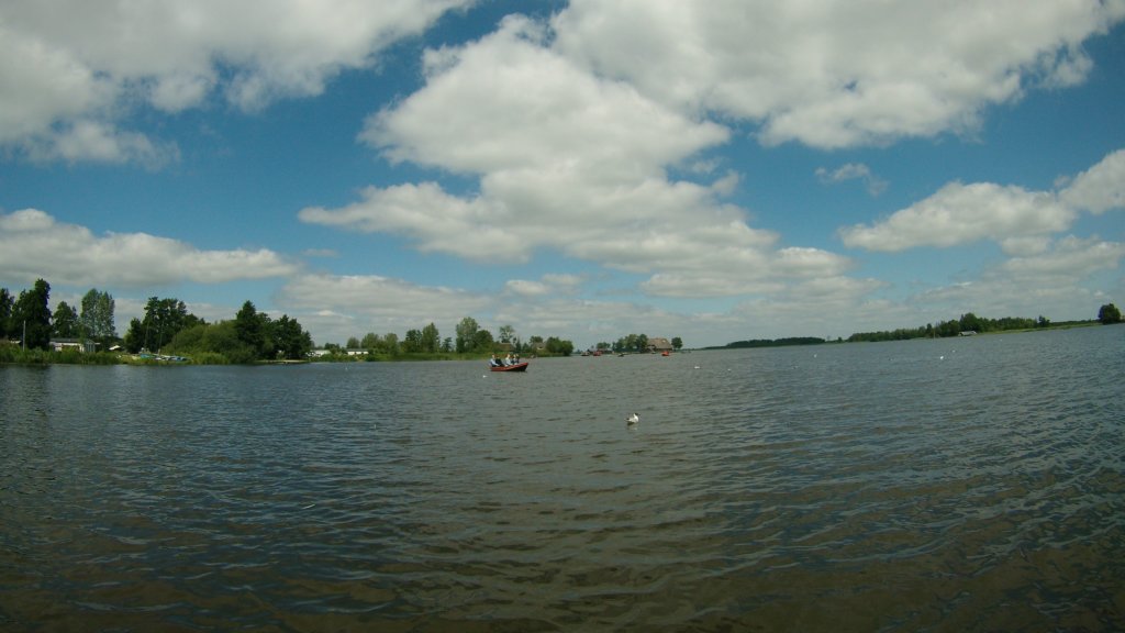 http://www.tonyco.net/pictures/Euro_Trip_2018/Giethoorn/photo32.jpg