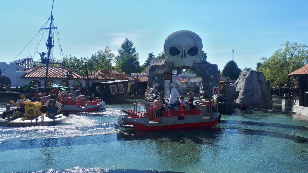 http://www.tonyco.net/pictures/Euro_Trip_2018/Legoland/photo125.jpg