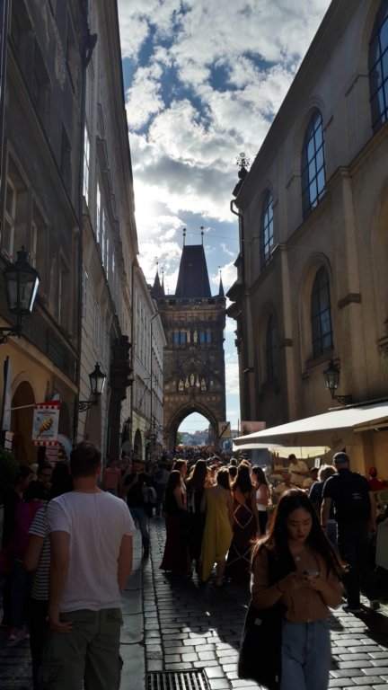 http://www.tonyco.net/pictures/Euro_Trip_2018/Prague/photo20.jpg