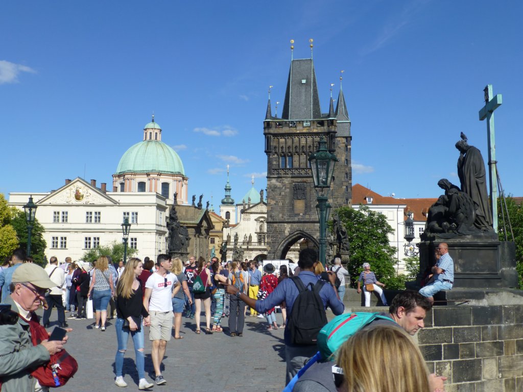 http://www.tonyco.net/pictures/Euro_Trip_2018/Prague/photo24.jpg