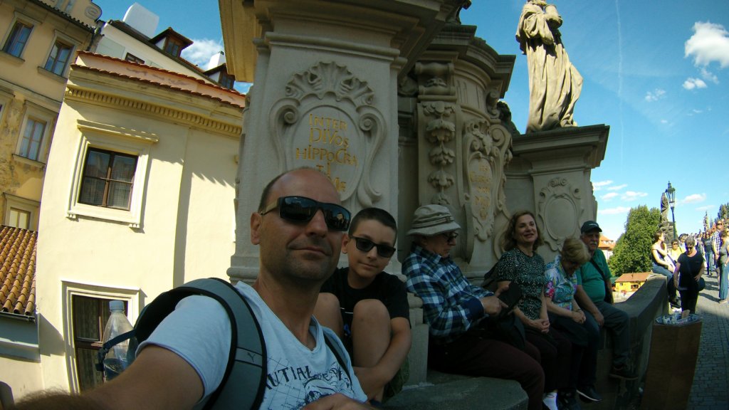 http://www.tonyco.net/pictures/Euro_Trip_2018/Prague/photo28.jpg