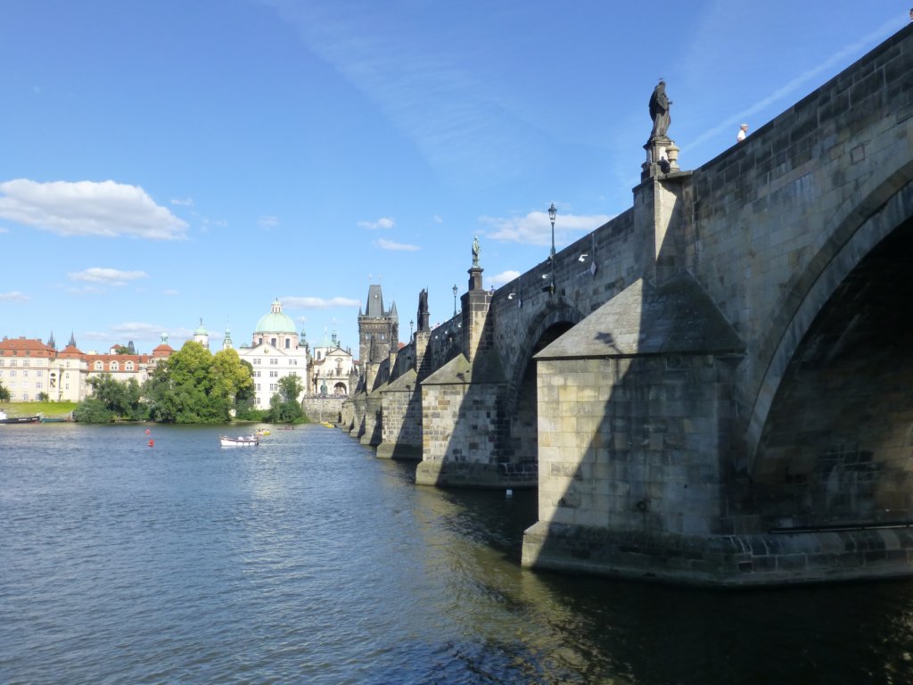 http://www.tonyco.net/pictures/Euro_Trip_2018/Prague/photo42.jpg