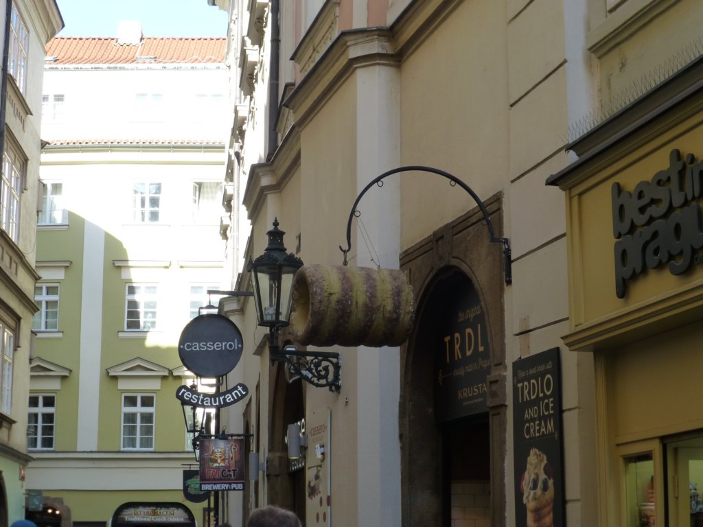 http://www.tonyco.net/pictures/Euro_Trip_2018/Prague/photo52.jpg