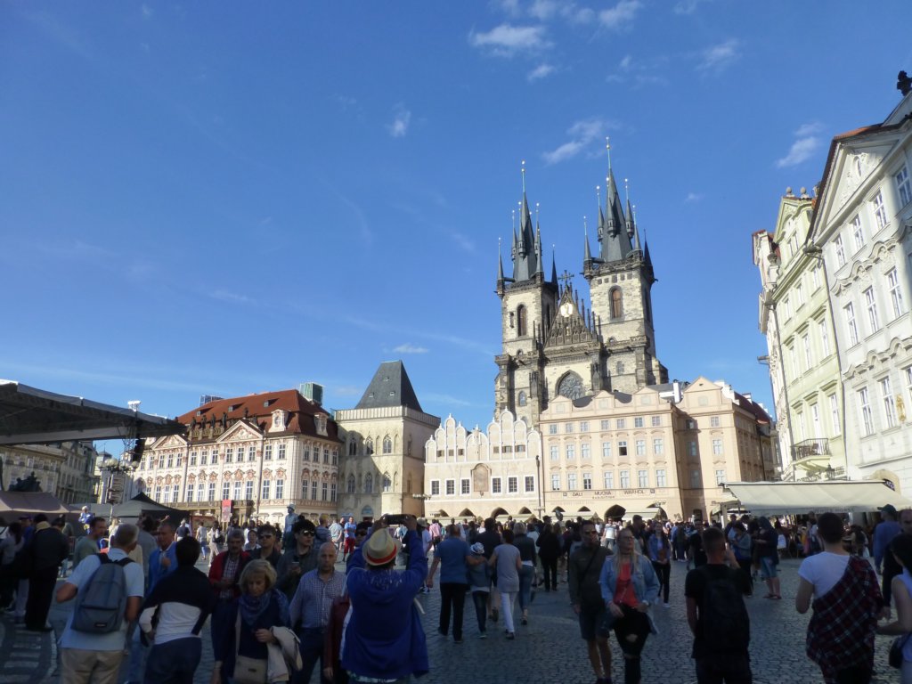 http://www.tonyco.net/pictures/Euro_Trip_2018/Prague/photo55.jpg