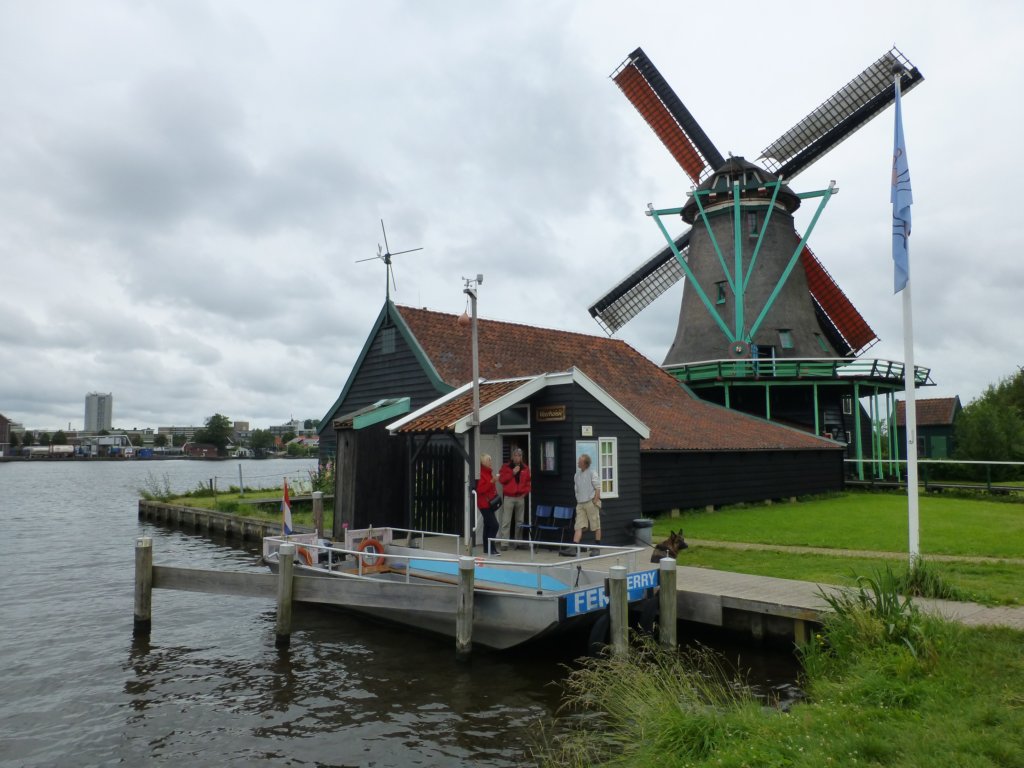 http://www.tonyco.net/pictures/Euro_Trip_2018/Zaanse_Schans/photo46.jpg