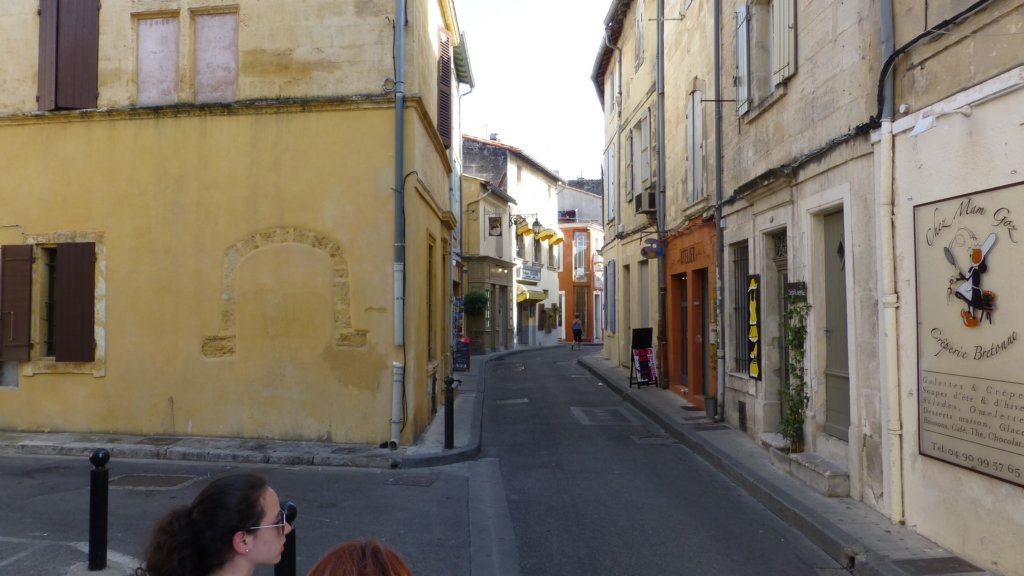 http://www.tonyco.net/pictures/Family_trip_2015/Arles/photo14.jpg