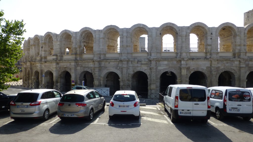 http://www.tonyco.net/pictures/Family_trip_2015/Arles/photo5.jpg