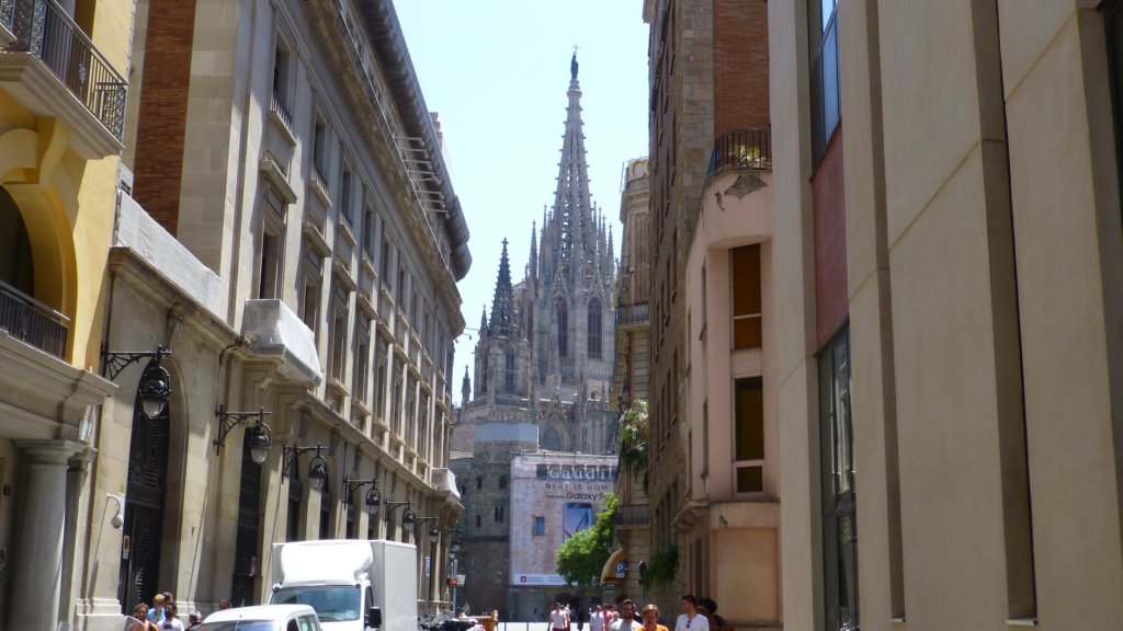 http://www.tonyco.net/pictures/Family_trip_2015/Barcelona/Barcelona/catedraldebarcelona2.jpg