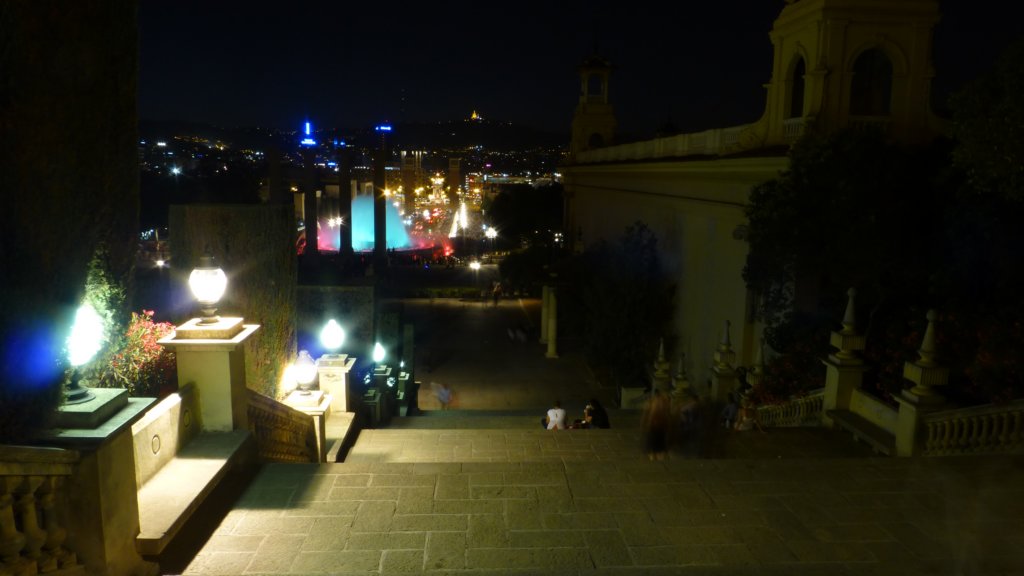 http://www.tonyco.net/pictures/Family_trip_2015/Barcelona/Barcelona/fontmagicademontjuic48.jpg