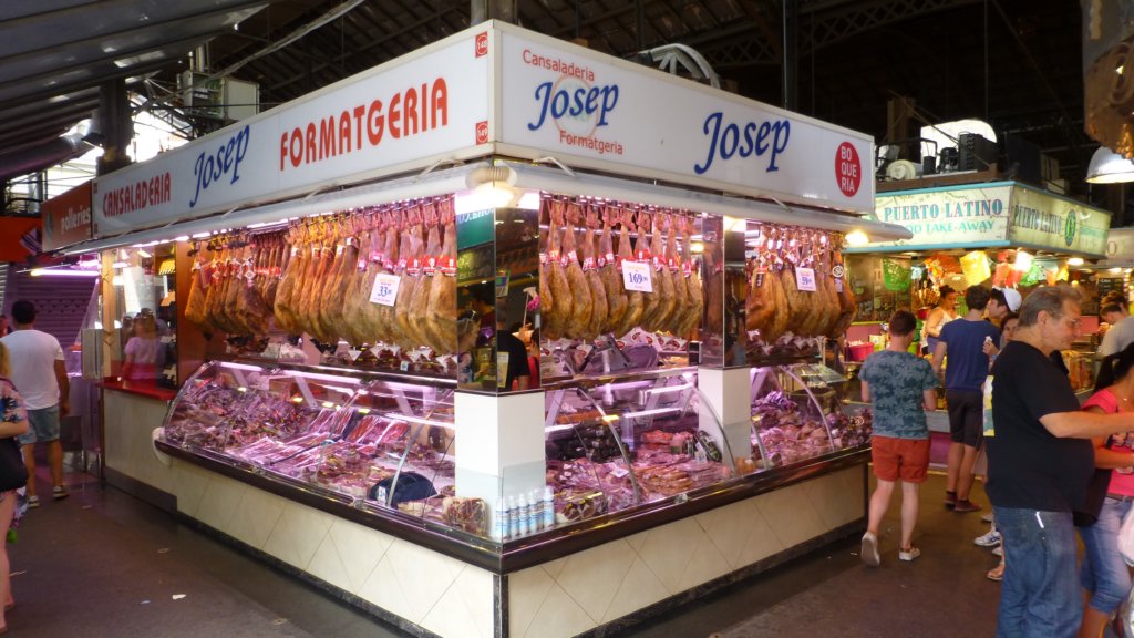 http://www.tonyco.net/pictures/Family_trip_2015/Barcelona/Barcelona/mercadodelaboqueria3.jpg