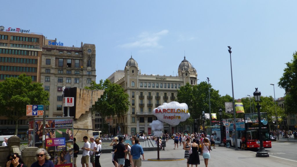 http://www.tonyco.net/pictures/Family_trip_2015/Barcelona/Barcelona/placadecatalunya4.jpg