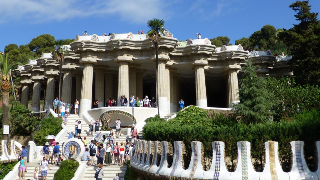 http://www.tonyco.net/pictures/Family_trip_2015/Barcelona/Park_Guell/parcguell15.jpg
