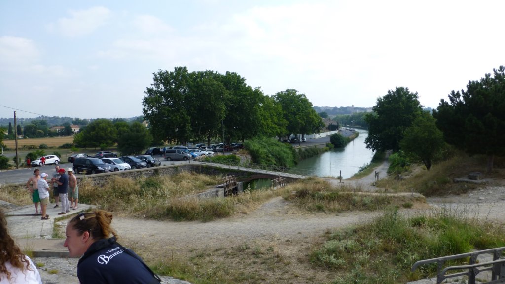 http://www.tonyco.net/pictures/Family_trip_2015/Canal_du_Midi_Beziers/eclusesdefoncerannes6.jpg