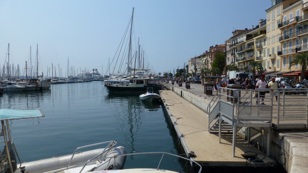 http://www.tonyco.net/pictures/Family_trip_2015/Cannes/photo27.jpg