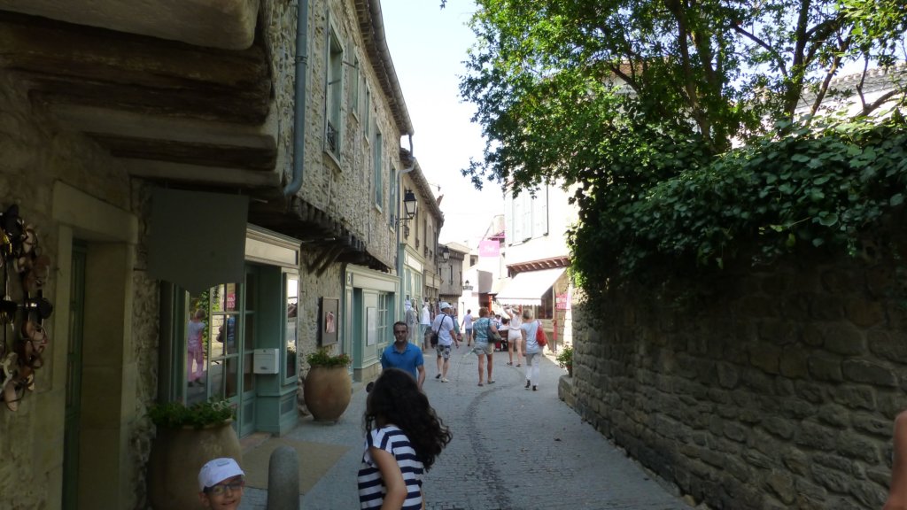 http://www.tonyco.net/pictures/Family_trip_2015/Carcassonne/photo87.jpg