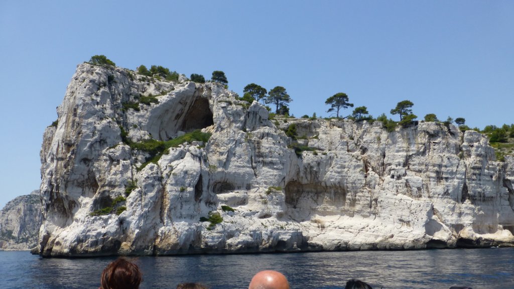http://www.tonyco.net/pictures/Family_trip_2015/Cassis_Calanques/calanques16.jpg
