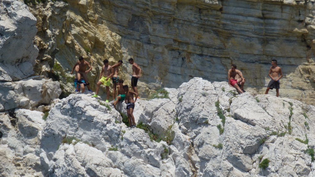 http://www.tonyco.net/pictures/Family_trip_2015/Cassis_Calanques/photo18.jpg