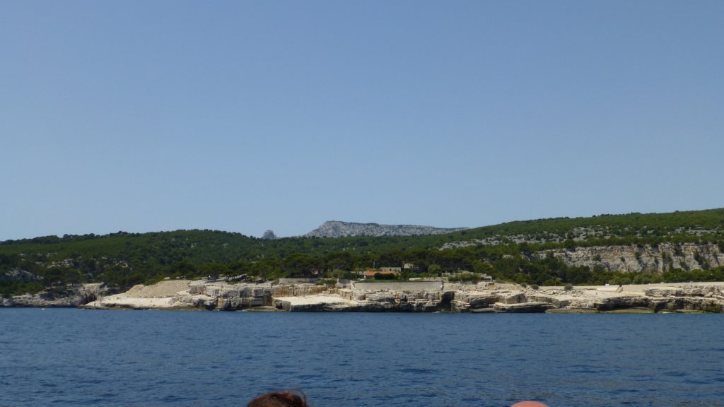 http://www.tonyco.net/pictures/Family_trip_2015/Cassis_Calanques/photo9.jpg