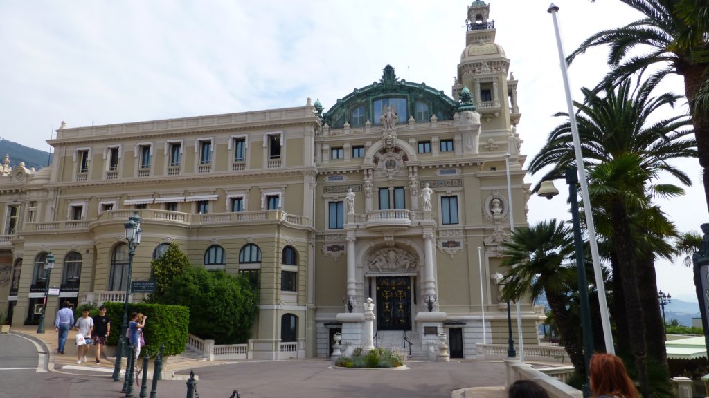 http://www.tonyco.net/pictures/Family_trip_2015/Monaco/photo27.jpg