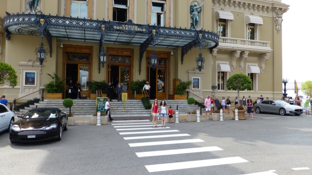 http://www.tonyco.net/pictures/Family_trip_2015/Monaco/photo44.jpg