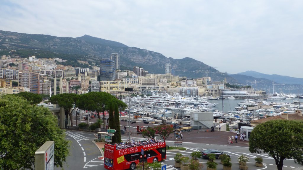 http://www.tonyco.net/pictures/Family_trip_2015/Monaco/photo85.jpg