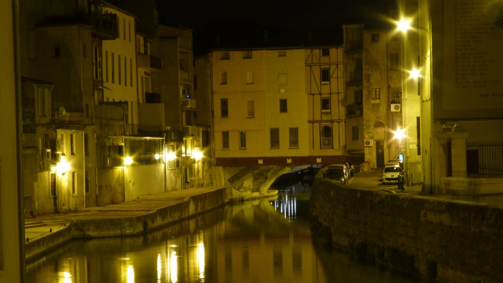 http://www.tonyco.net/pictures/Family_trip_2015/Narbonne/photo36.jpg