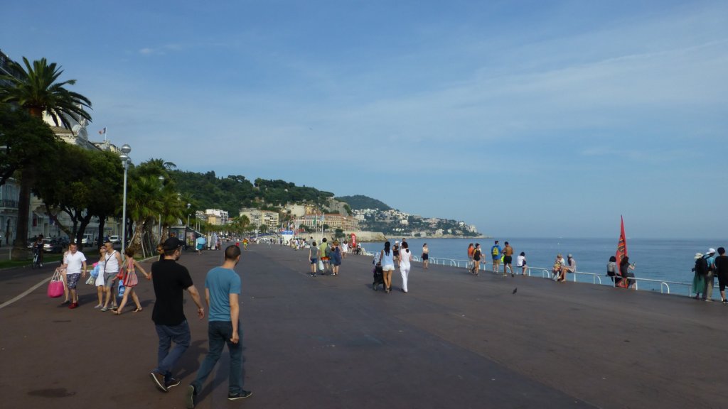 http://www.tonyco.net/pictures/Family_trip_2015/Nice/promenadedesanglais3.jpg