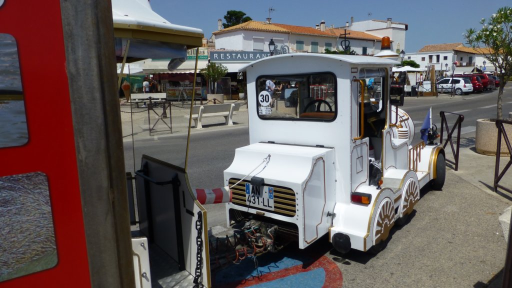 http://www.tonyco.net/pictures/Family_trip_2015/Rhone_River_delta_Camargue/photo40.jpg