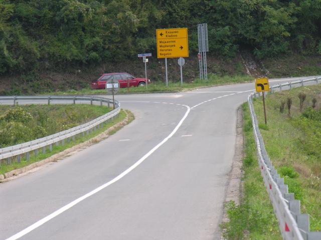 http://www.tonyco.net/pictures/Golubac_28_09_2008/007957361.jpg