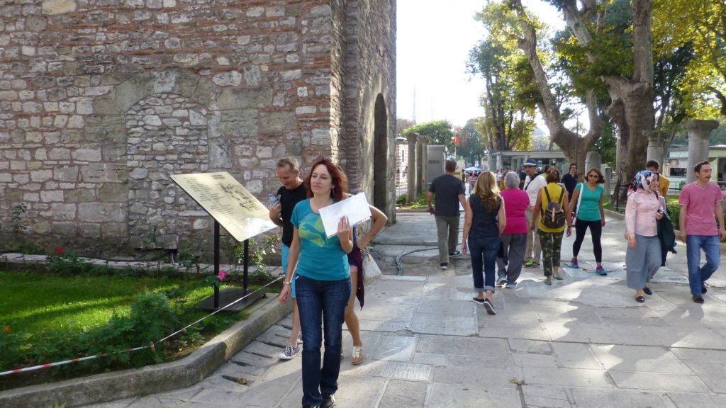 http://www.tonyco.net/pictures/Istanbul_2015/HagiaSophia/photo.jpg