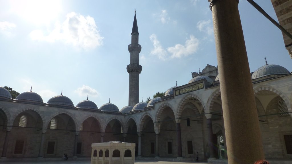 http://www.tonyco.net/pictures/Istanbul_2015/Istanbul/suleymaniyecamii.jpg