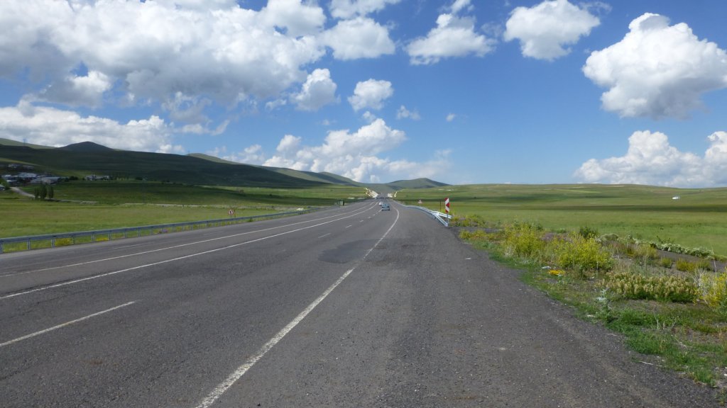 http://www.tonyco.net/pictures/Kavkaz/On_the_road_Turkey/photo94.jpg
