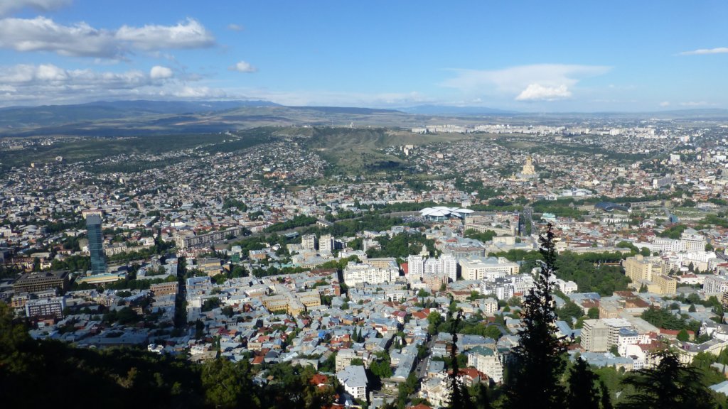 http://www.tonyco.net/pictures/Kavkaz/Tbilisi/photo22.jpg