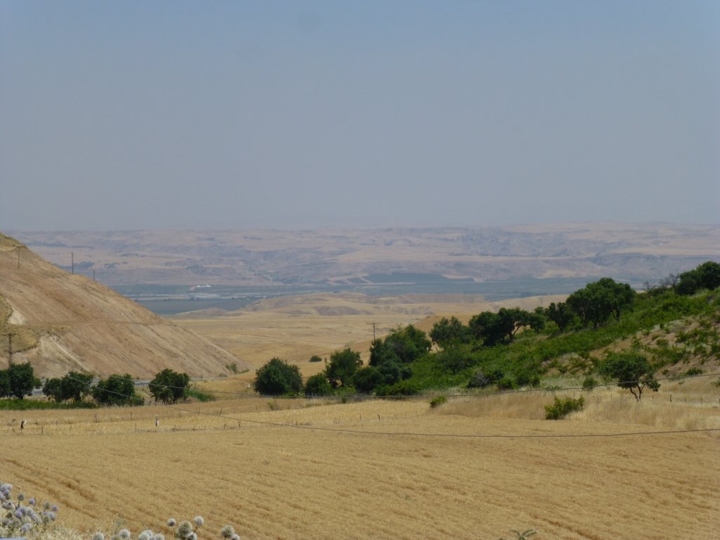 http://www.tonyco.net/pictures/Kurdistan_2017/On_the_road/silvan5.jpg