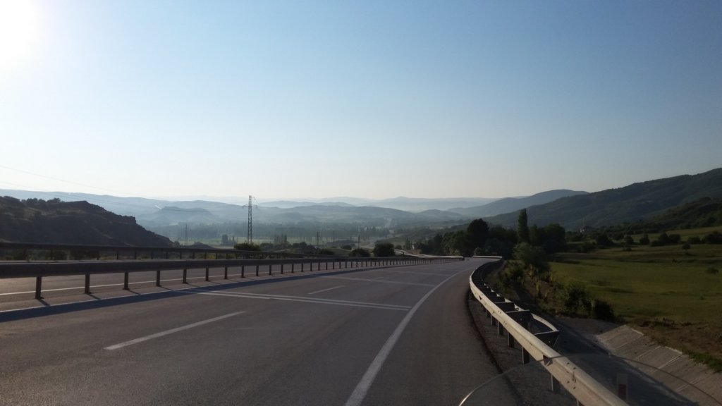 http://www.tonyco.net/pictures/Kurdistan_2017/On_the_road/sivas.jpg