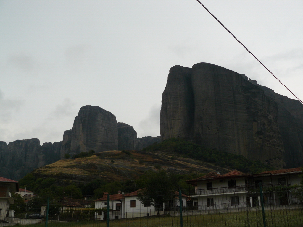 http://www.tonyco.net/pictures/Meteora_20_09_2009/P1060647.JPG