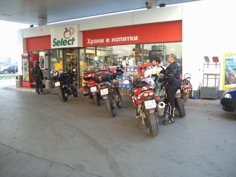 http://www.tonyco.net/pictures/Nis_Macedonia_30_09_2007/image032.JPG