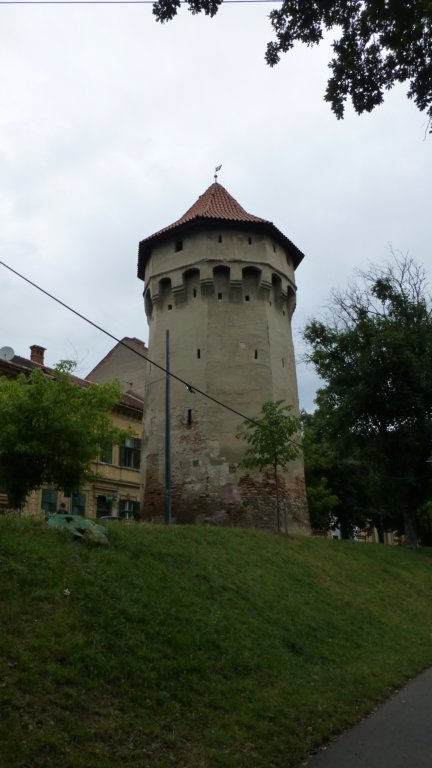 http://www.tonyco.net/pictures/Romania_30_07_2015/sibiu18.jpg