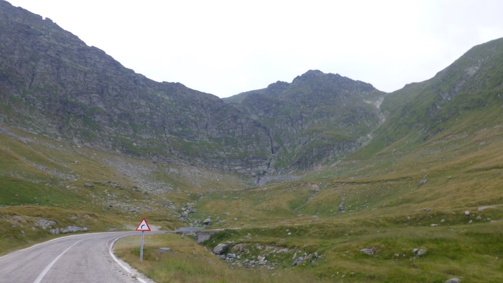 http://www.tonyco.net/pictures/Romania_30_07_2015/transfagaraan58.jpg