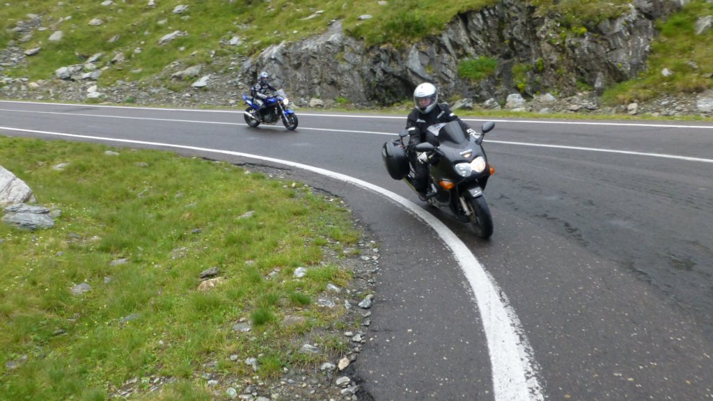 http://www.tonyco.net/pictures/Romania_30_07_2015/transfagaraan80.jpg