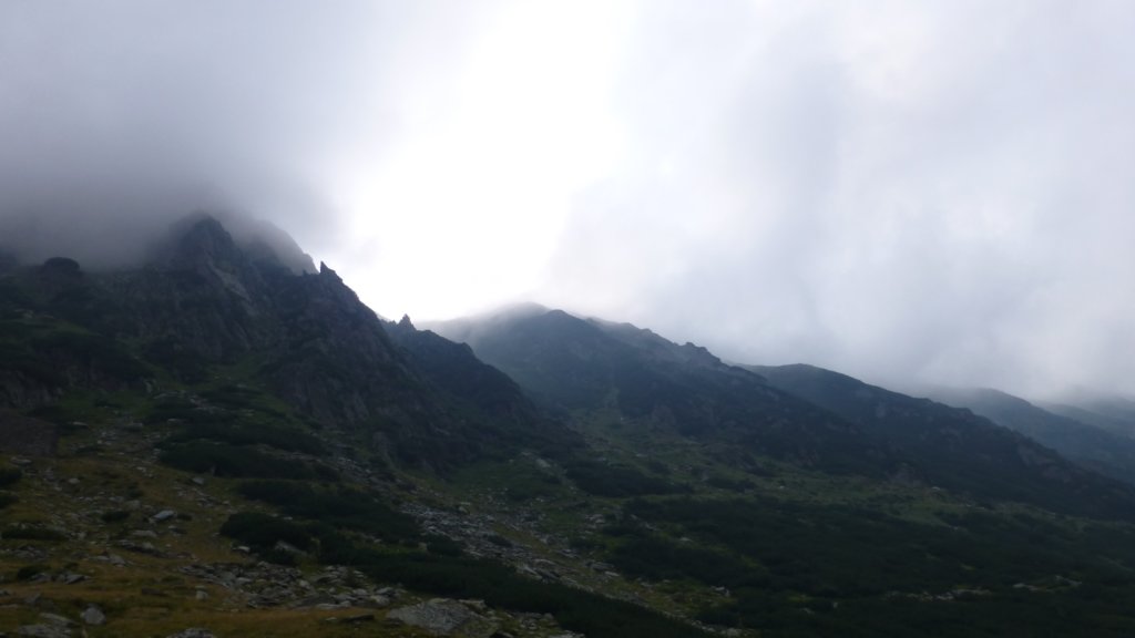 http://www.tonyco.net/pictures/Romania_30_07_2015/transfagaraan91.jpg