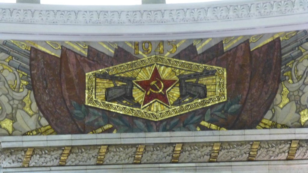 http://www.tonyco.net/pictures/Russia/Moskva/Moskovsko_Metro/photo43.jpg