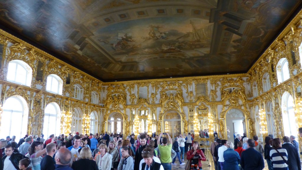 http://www.tonyco.net/pictures/Russia/StPetersburg/Tsarskoe_selo/photo113.jpg