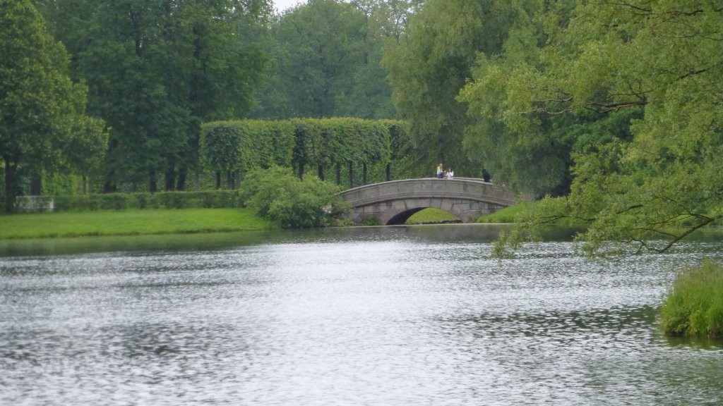 http://www.tonyco.net/pictures/Russia/StPetersburg/Tsarskoe_selo/photo36.jpg