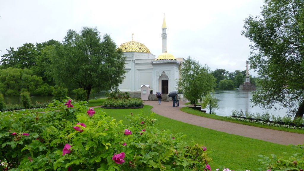 http://www.tonyco.net/pictures/Russia/StPetersburg/Tsarskoe_selo/photo49.jpg