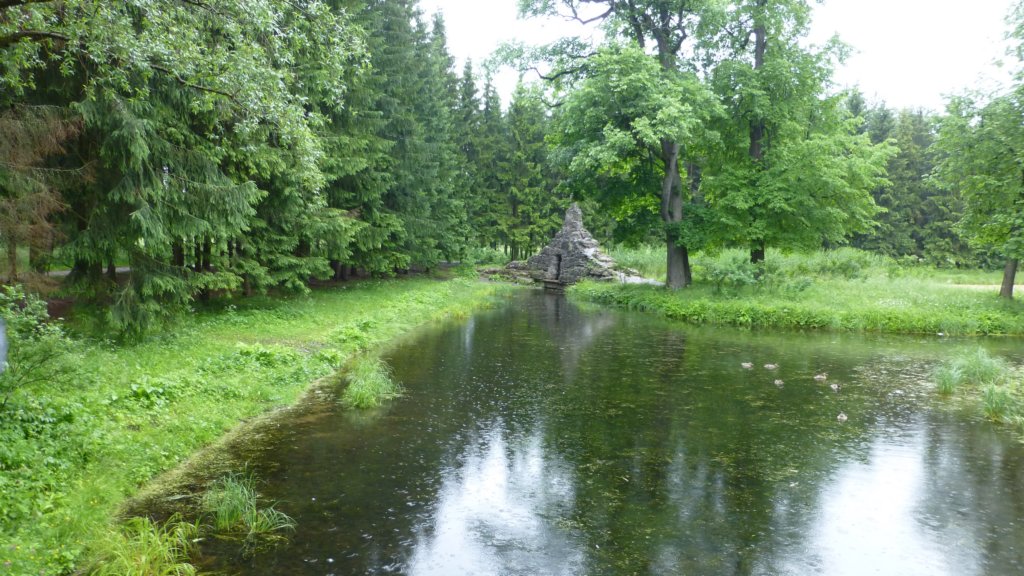 http://www.tonyco.net/pictures/Russia/StPetersburg/Tsarskoe_selo/photo66.jpg